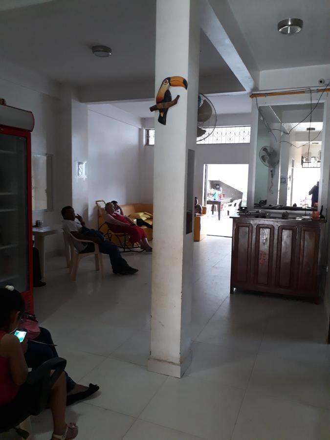 Hotel Alma Trinidad Buitenkant foto